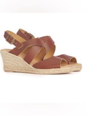 EUC BARBOUR YOLANDA ESPADRILLE WEDGES size 8M